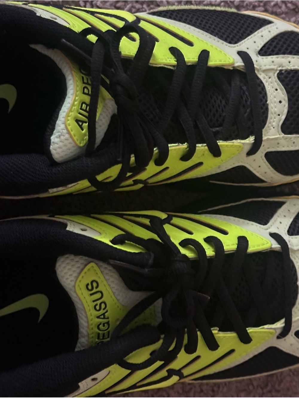 Nike Air Pegasus Men’s Athletic Shoes Neon Yellow Black - Picture 5 of 5
